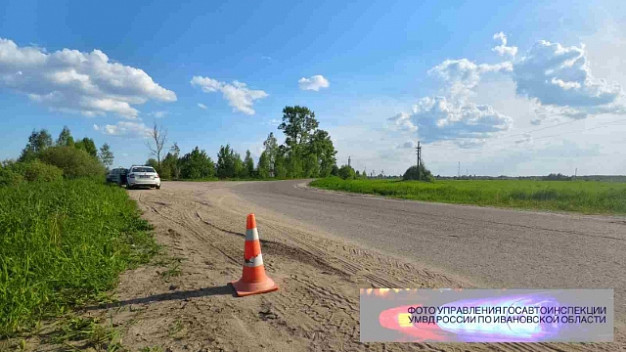 В Вичугском районе выехавшая на встречку «Тойота» влетела в грузовик с полуприцепом